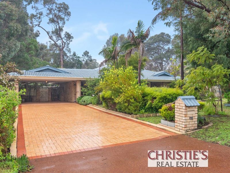 32 Cockatoo Drive, Mundaring WA 6073