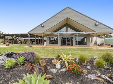 620 Gray  Road, Bindoon WA 6502