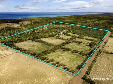 1443 Company Road, Greenough WA 6532