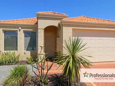 11A Campbell Road, Canning Vale WA 6155