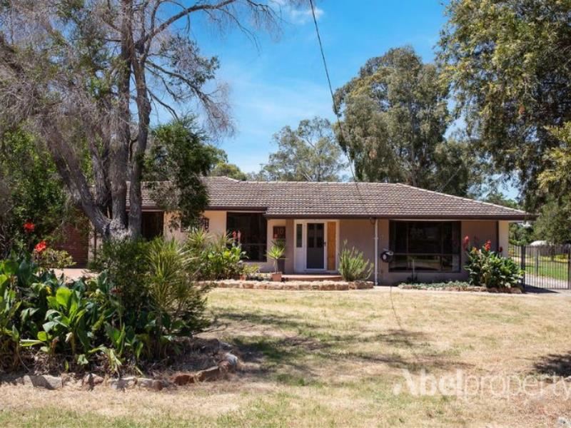 10 Glenwood Avenue, Helena Valley