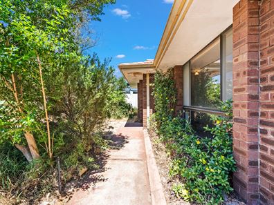 5 Wimpole Court, Alexander Heights WA 6064