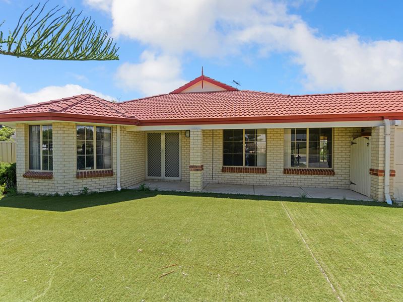 69 Victorsen Parade, Clarkson WA 6030