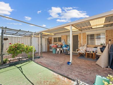 6/9 Louise Street, Rockingham WA 6168