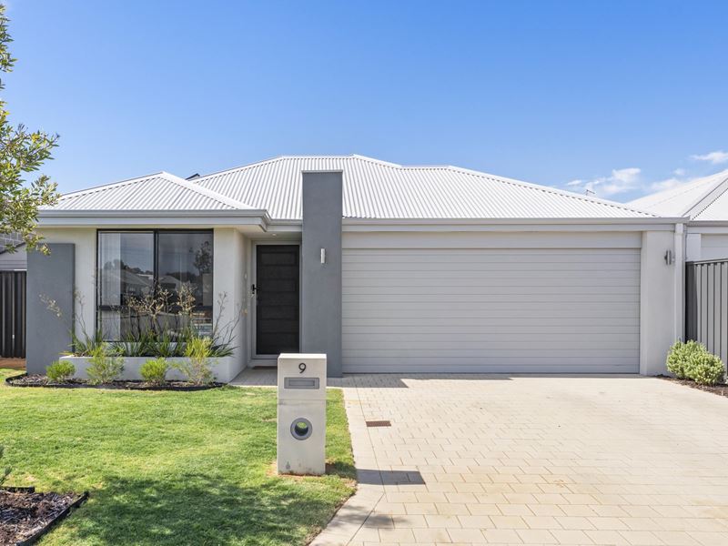 9 Seacliff Approach, Madora Bay