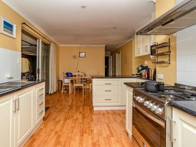 147 Alcock Street, Maddington WA 6109