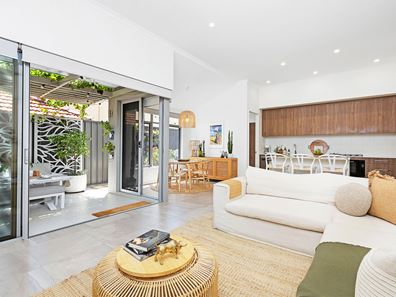 85 Pingrup Lane, Doubleview WA 6018