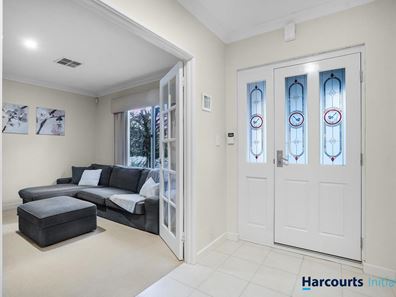 8A Chatton Street, Dianella WA 6059