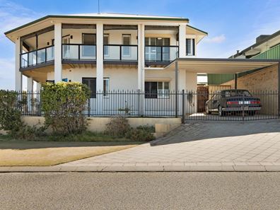 14 Resolute Way, Ocean Reef WA 6027