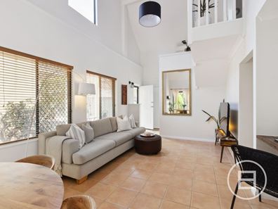 9C Sussex Street, Nollamara WA 6061
