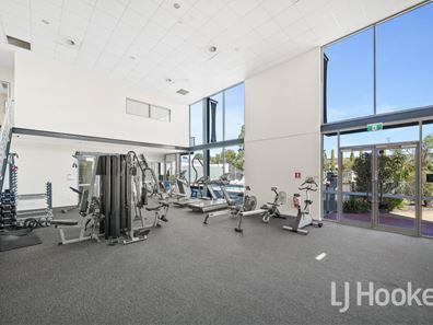 2/6 Ibera Way, Success WA 6164