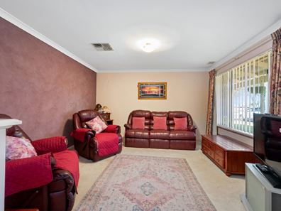 13 Castle Street, West Lamington WA 6430