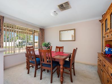 13 Castle Street, West Lamington WA 6430