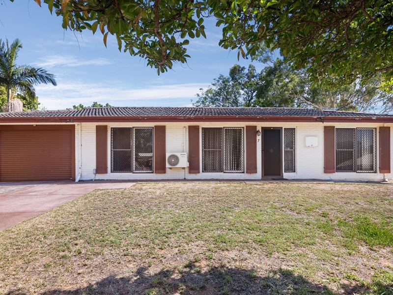 7 Banksia Road, Camillo