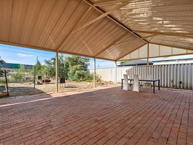 63 Mitra  Loop, Bennett Springs WA 6063