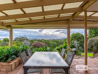 6 Rainbows End, Big Grove WA 6330