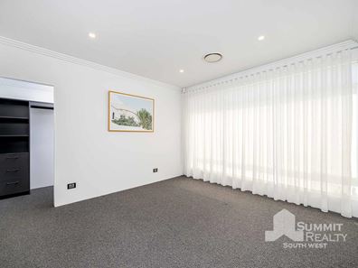 38 Atkins Road, Dalyellup WA 6230