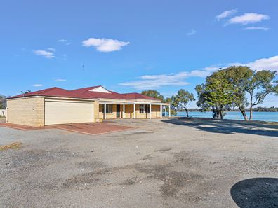 49 Mears Road, Barragup WA 6209