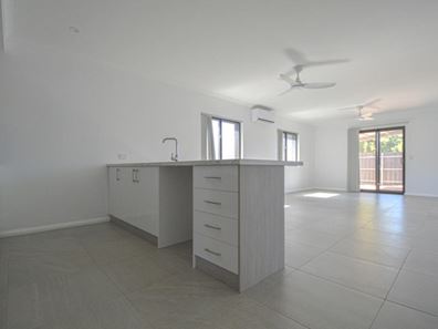 15 Minderoo Avenue, South Hedland WA 6722