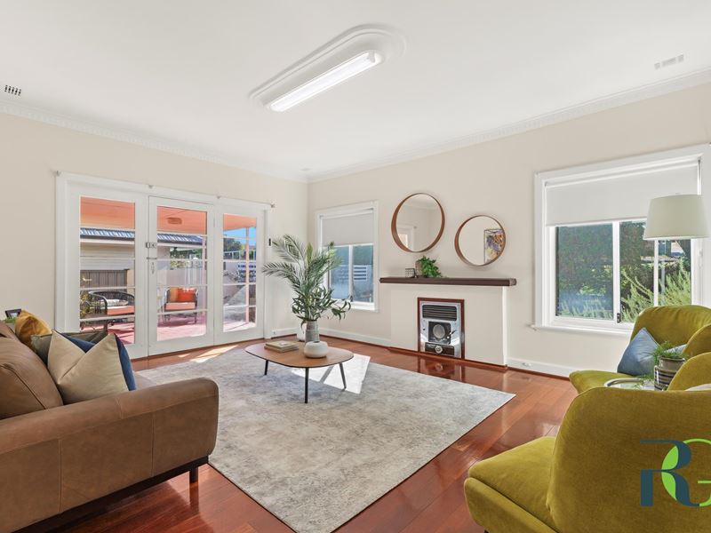 7 Redwood Crescent, Melville