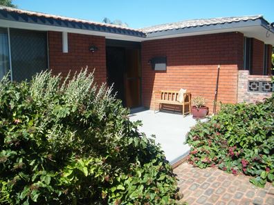 8 Tuckey Court, Carnarvon WA 6701
