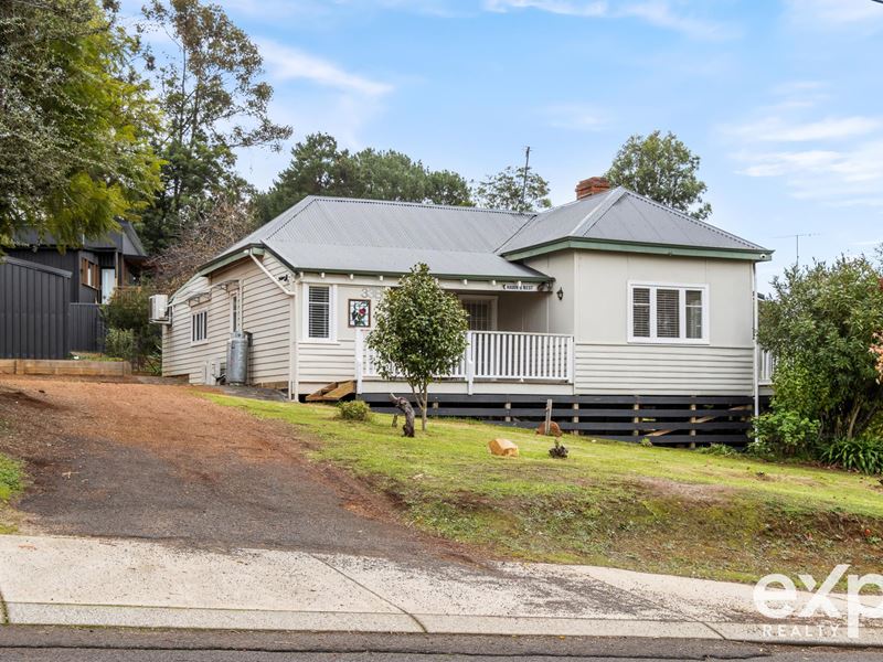 33B Forrest Street, Bridgetown WA 6255