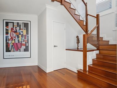 19 COWRIE CRESCENT, Mount Pleasant WA 6153