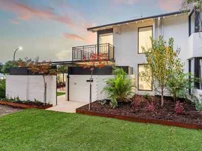 1/2 Taylor Street, Victoria Park WA 6100