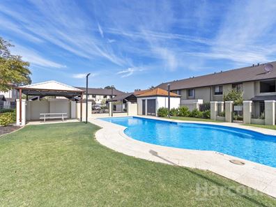 4/174 Lakeside Drive, Joondalup WA 6027