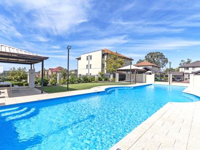 4/174 Lakeside Drive, Joondalup WA 6027