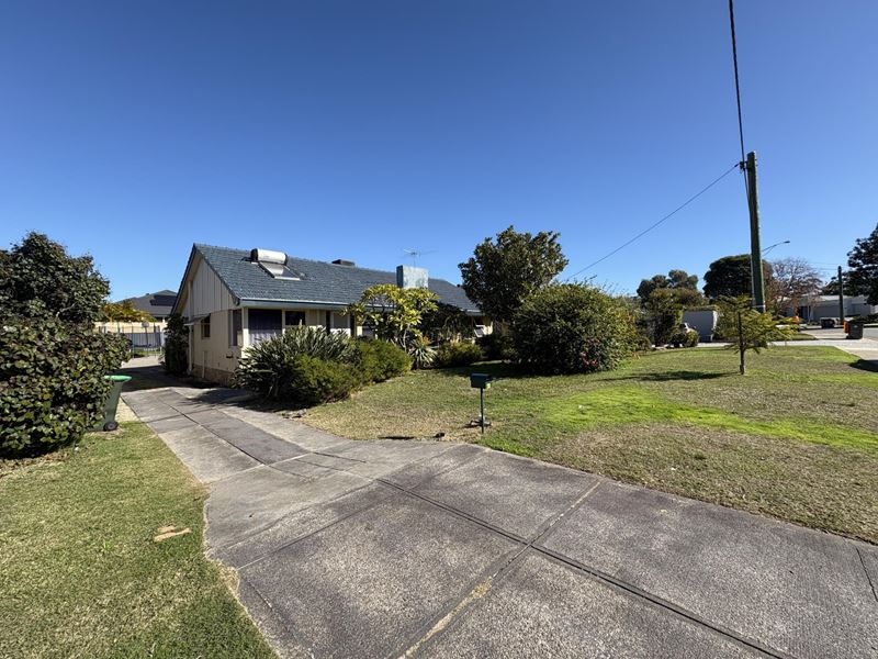 64 Howes Crescent, Dianella WA 6059
