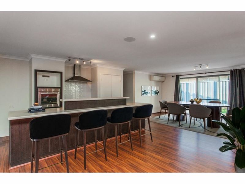 7 Taunton Mews, Leda WA 6170