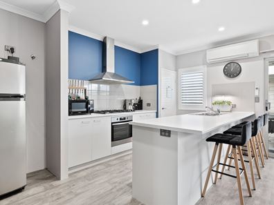 35 Winderie Road, Golden Bay WA 6174