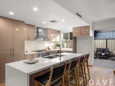 13C Ornum Place, Innaloo WA 6018