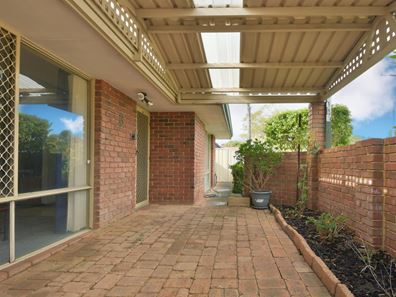 3 Chusan Court, Warnbro WA 6169