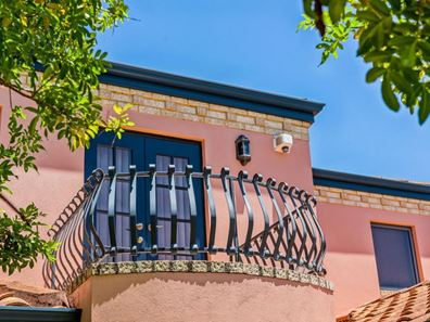 75 Latrobe Street, Yokine WA 6060