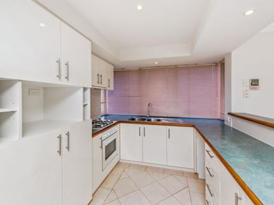 75 Latrobe Street, Yokine WA 6060