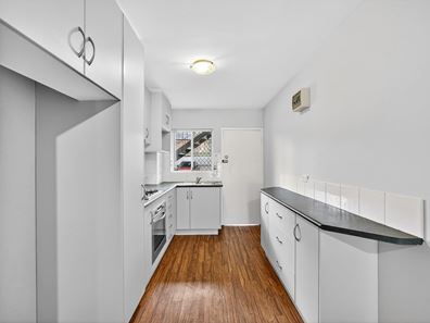 12C/305 Harborne Street, Glendalough WA 6016