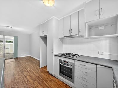 12C/305 Harborne Street, Glendalough WA 6016