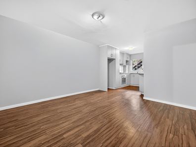 12C/305 Harborne Street, Glendalough WA 6016