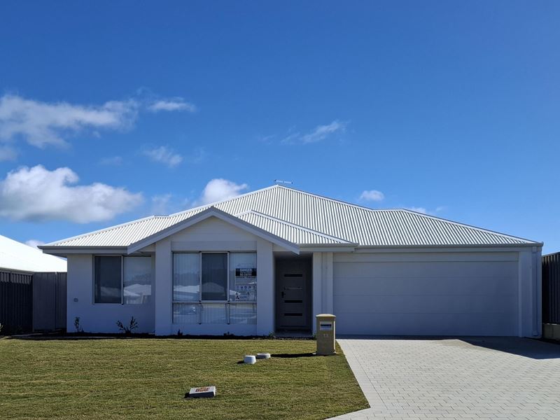 13 Reunion Street, Two Rocks WA 6037