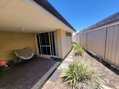 95A The Promenade, Wattle Grove WA 6107