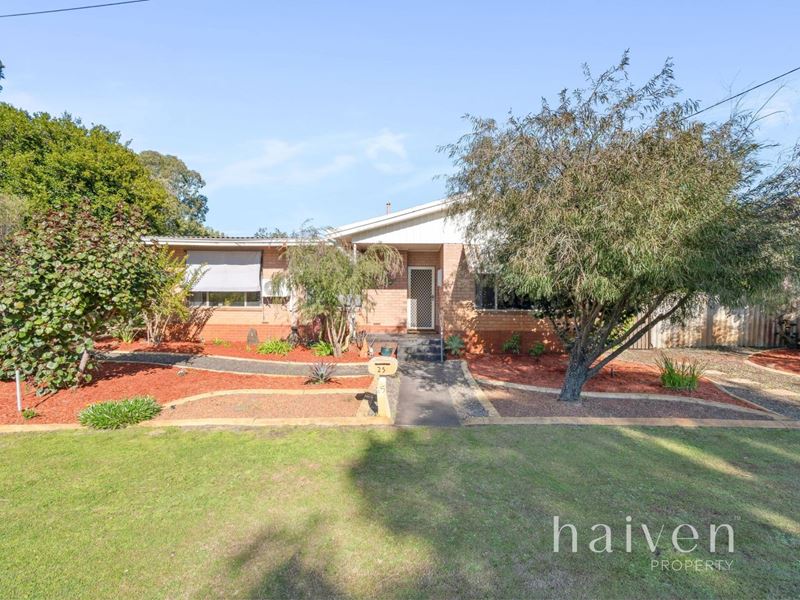 25 Lennox Road, Thornlie WA 6108