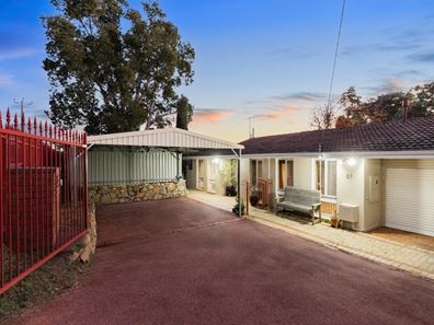 61 Harrison Road, Mount Richon WA 6112