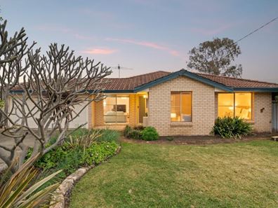 8 Carson Place, Heathridge WA 6027
