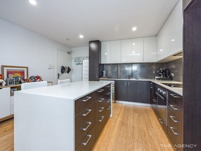 33/2 Rowe Avenue, Rivervale WA 6103