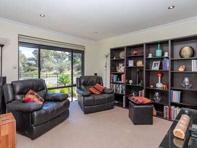 78 Verdant Crescent, Seville Grove WA 6112