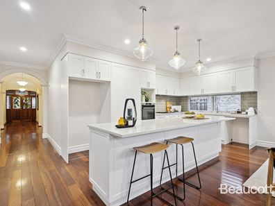 161 Sixth Avenue, Inglewood WA 6052
