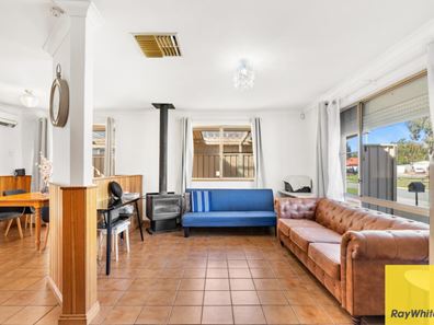 7B Herbert Court, Brookdale WA 6112