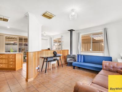 7B Herbert Court, Brookdale WA 6112